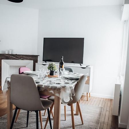 Appartement Neuf, Moderne Et Confortable! Ernée Buitenkant foto