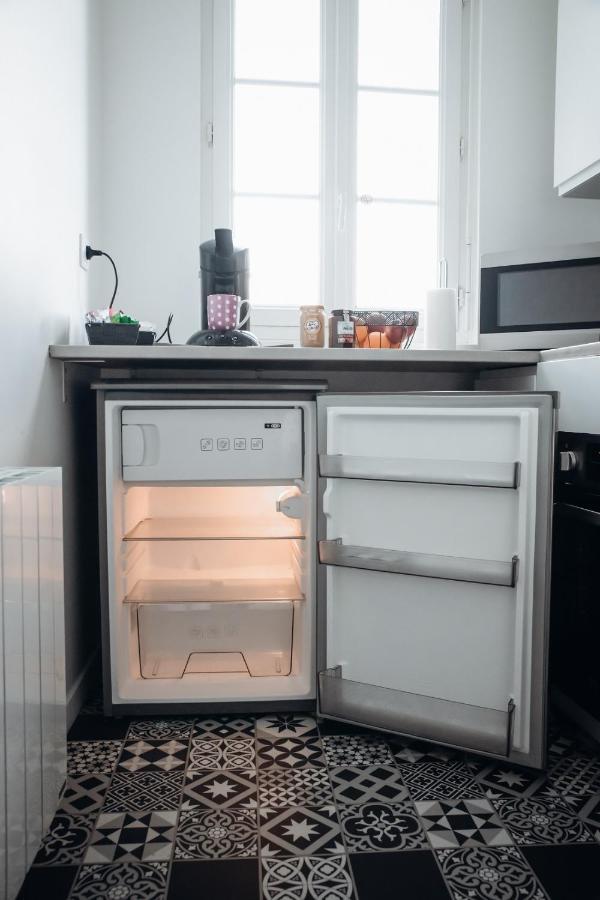 Appartement Neuf, Moderne Et Confortable! Ernée Buitenkant foto