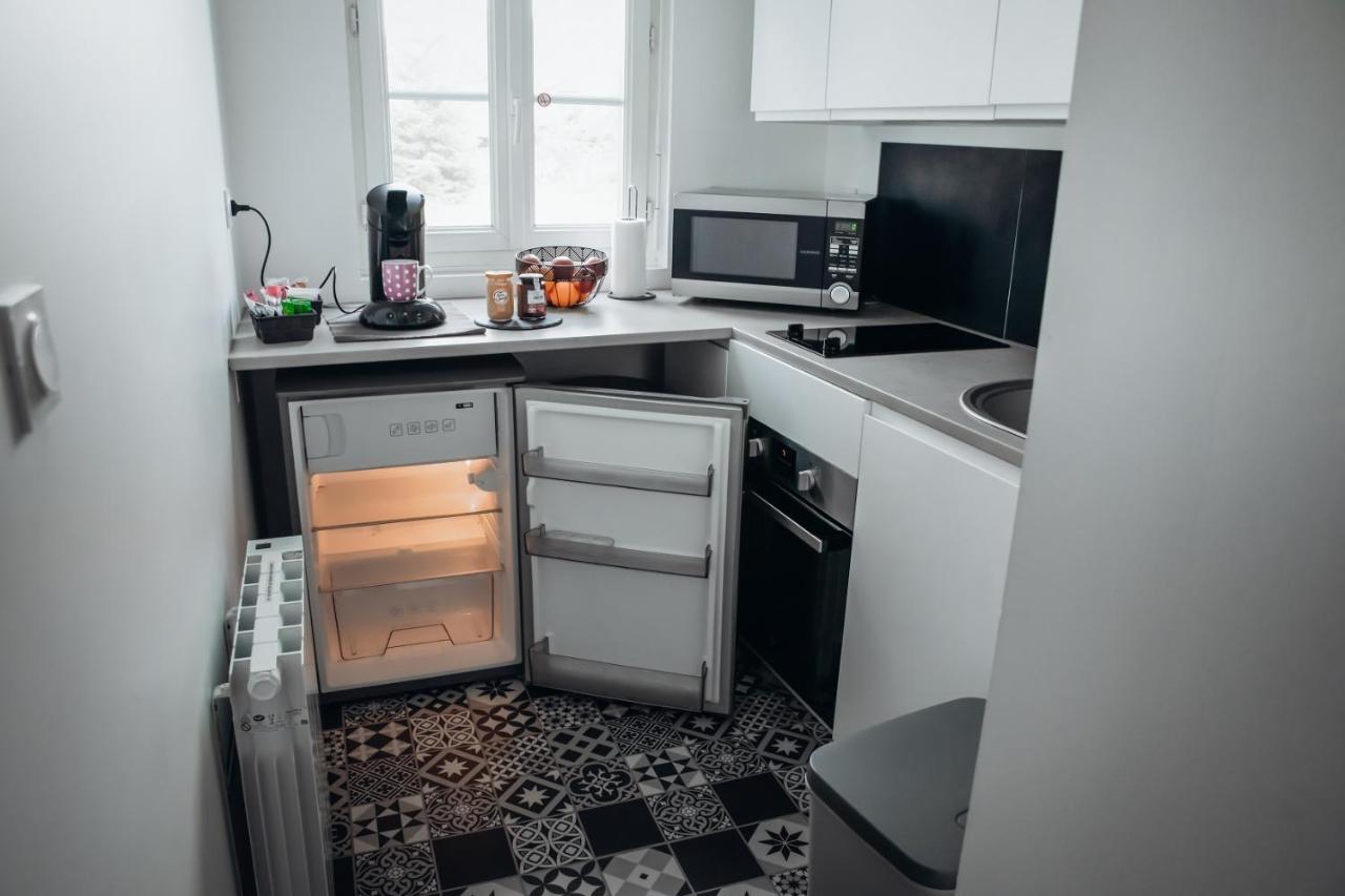 Appartement Neuf, Moderne Et Confortable! Ernée Buitenkant foto